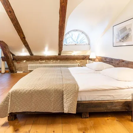 Old Town - Vene Апартаменти