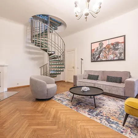 Old Town - Vene * Reval